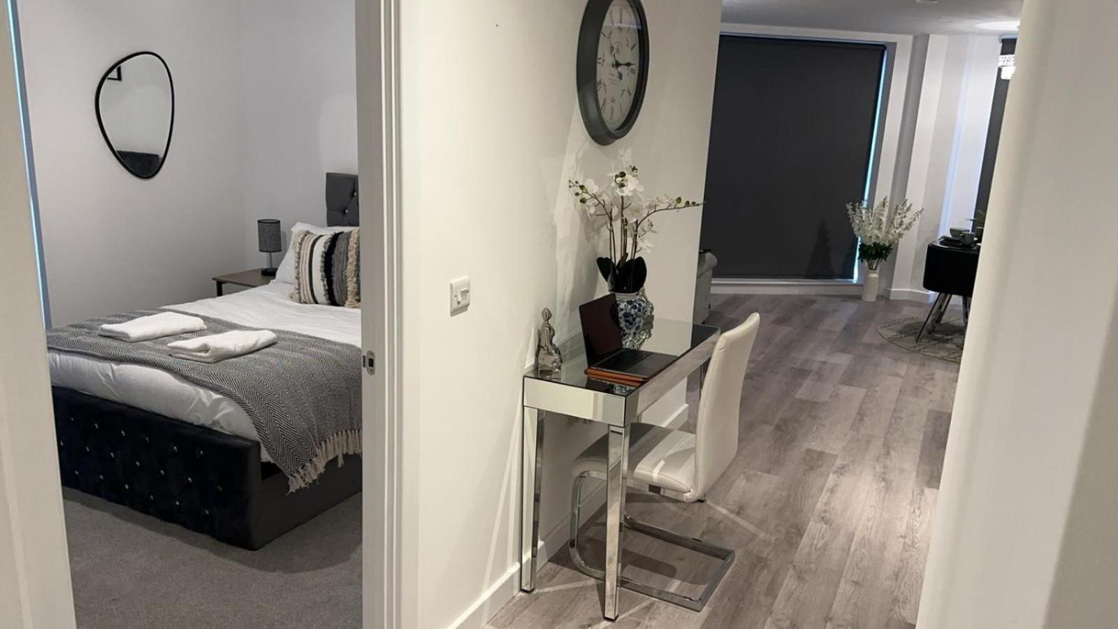 Stunning 2-Bed Premium Apartment - Free Wi-Fi Preston  Exterior foto
