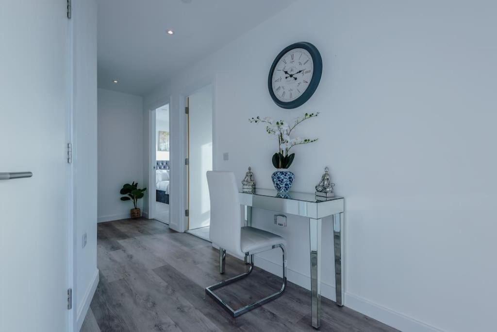 Stunning 2-Bed Premium Apartment - Free Wi-Fi Preston  Exterior foto