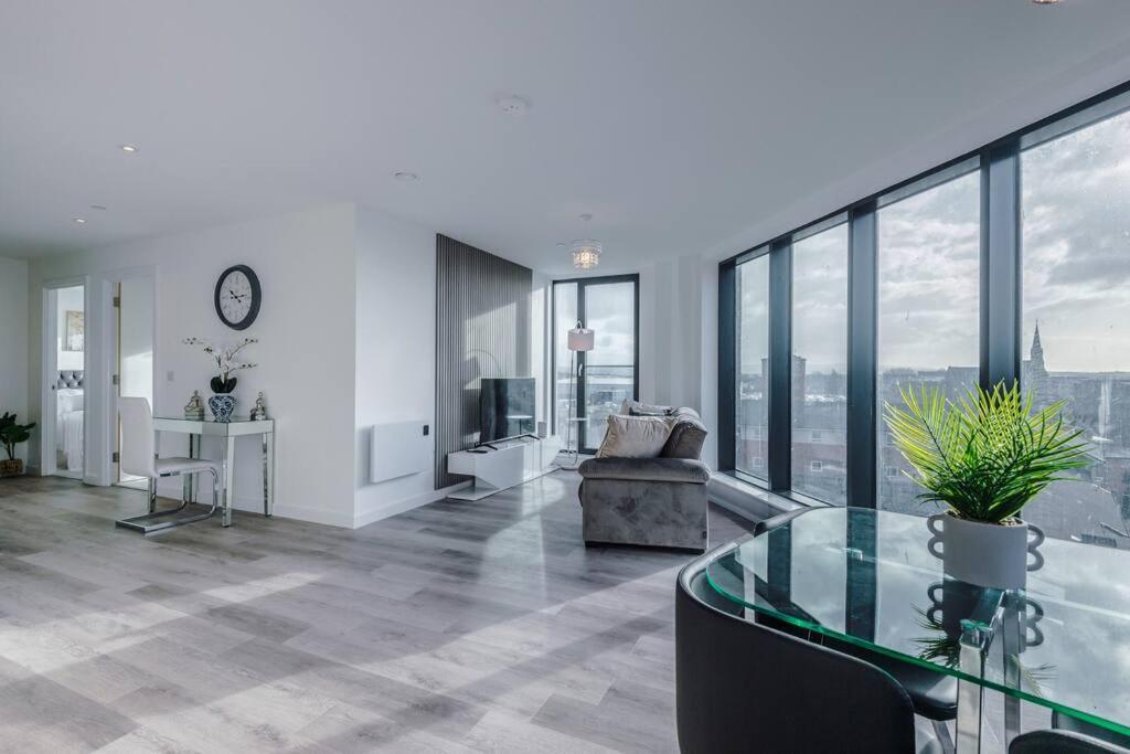 Stunning 2-Bed Premium Apartment - Free Wi-Fi Preston  Exterior foto